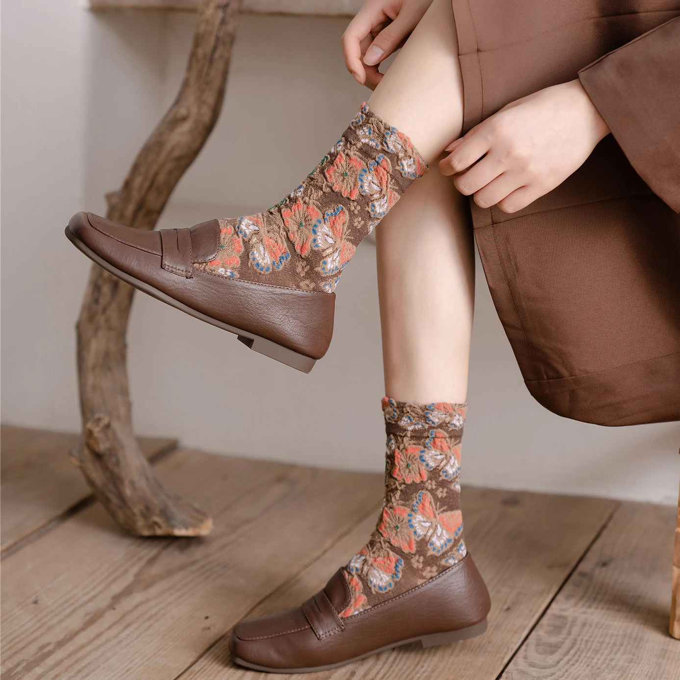 Floral Embroidery Women's Sock - Retro Vintage Korean Fashion review and price