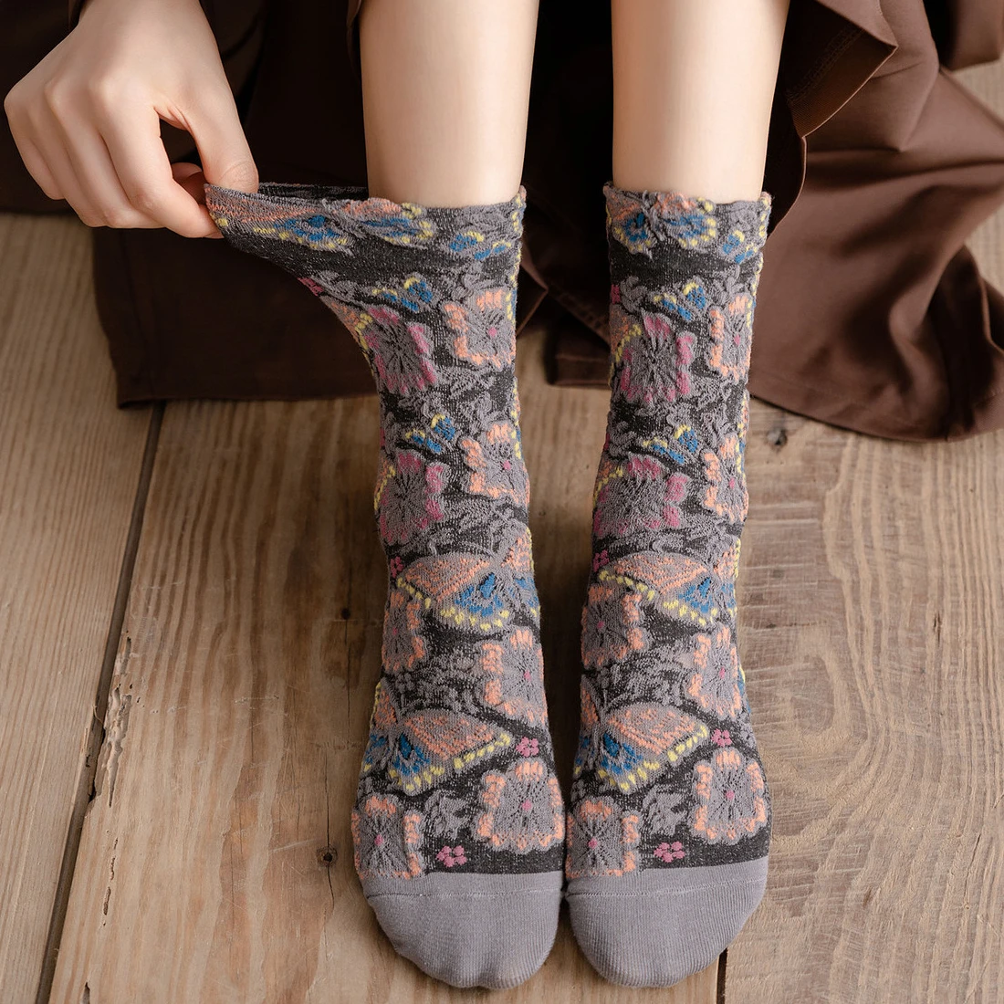 Floral Embroidery Women's Sock - Retro Vintage Korean Fashion review and price
