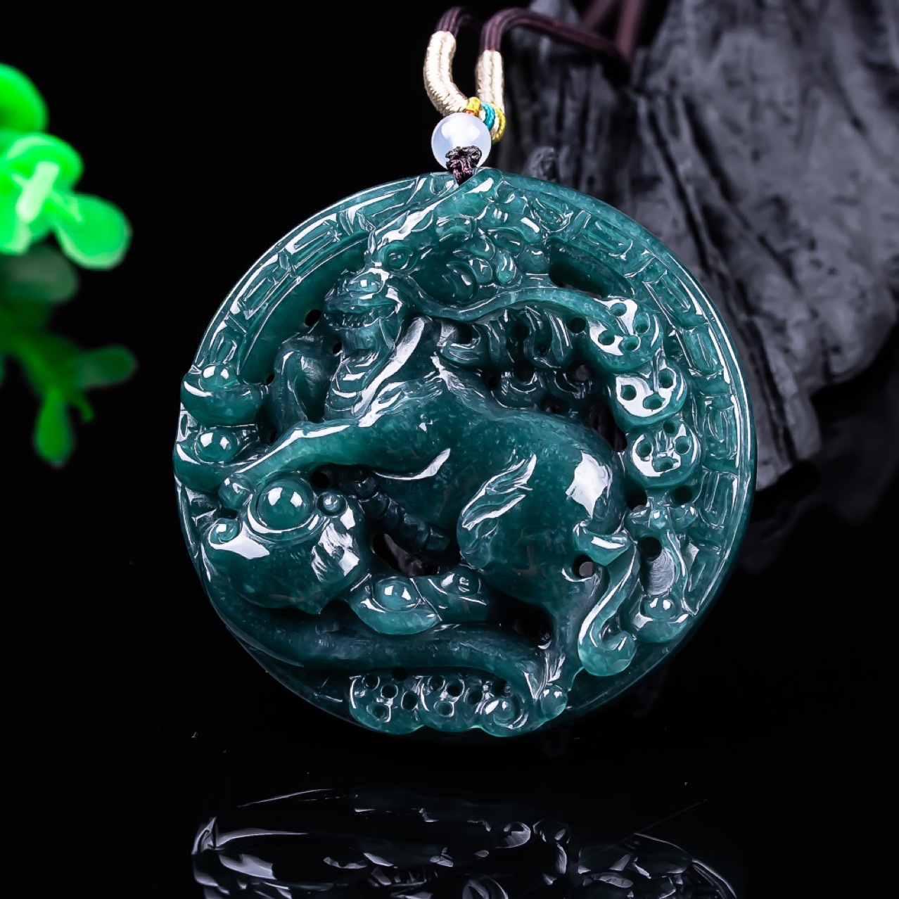 Burmese Jadeite Dragon Pendant - Vintage Fashion Accessories review and price