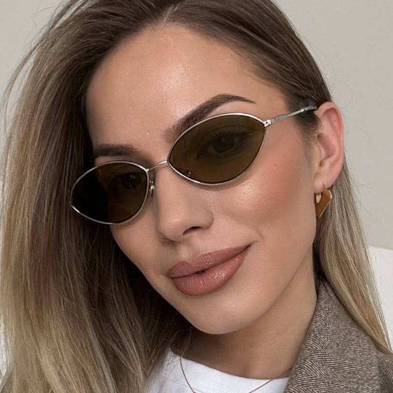 Retro Cat Eye Woman Sunglasses - Vintage Fashion Glasses review and price